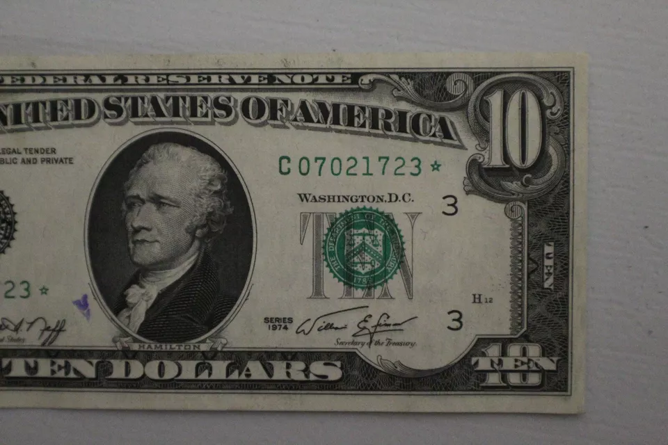 1974 $10 Federal Reserve Star Note AU / CU Philadelphia - Image 2 of 4