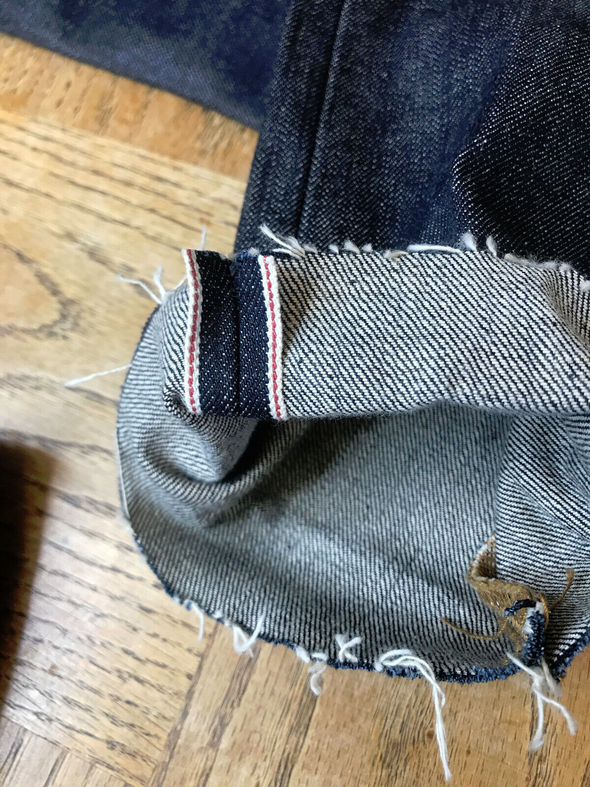 GAP 1969 Japanese Selvedge Denim Jeans unwashed 31x26 Trimmed Pant Legs