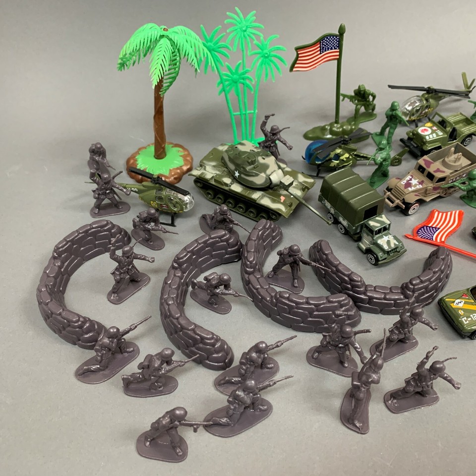 US Army Soldiers Military Zyll Zylmex Tanks Vehicles Trucks Helicopters