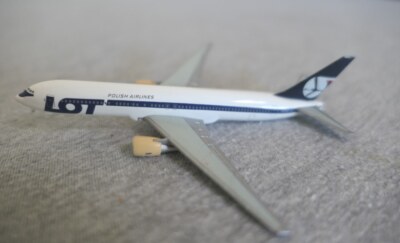 Vintage Herpa Wings Die-Cast Polish Airlines B767-300 Model Airplane Jet 4.25'' L