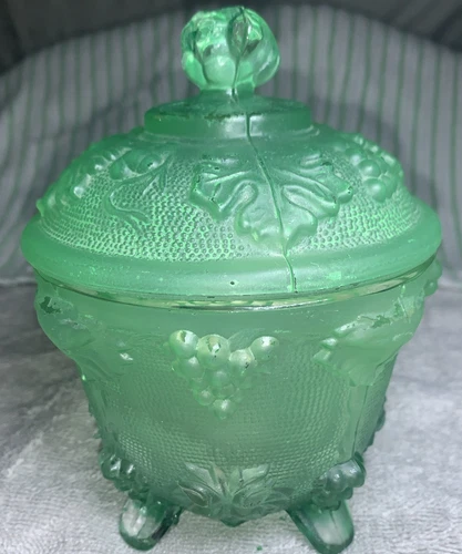 Vintage Green  Jeanette Carnival Glass Covered with Lid Footed Candy Dish