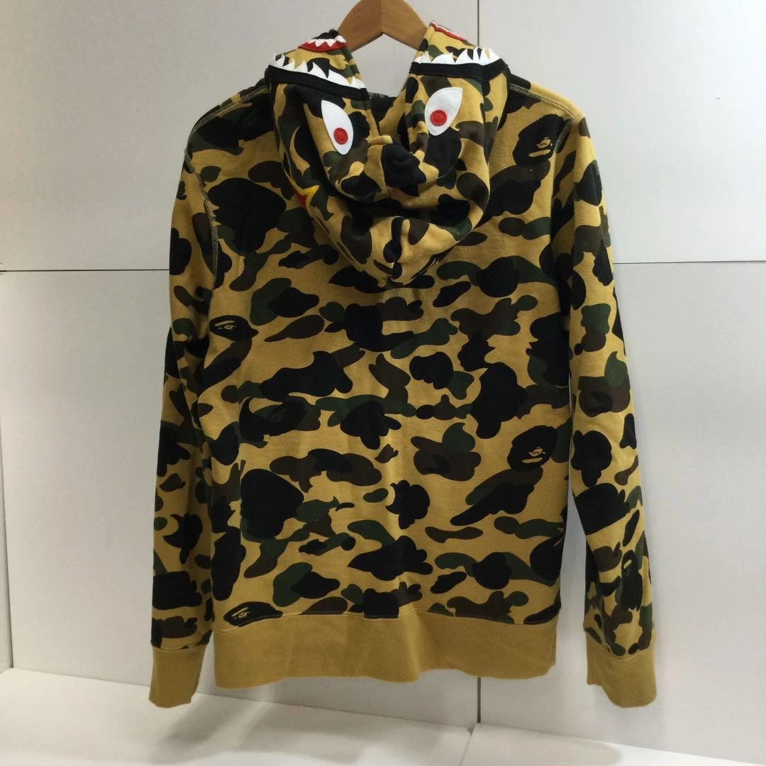 A BATHING APE (BAPE) Felpa con cappuccio e zip intera mimetica Bape Shark UOMO JP taglia M usata in ottime condizioni