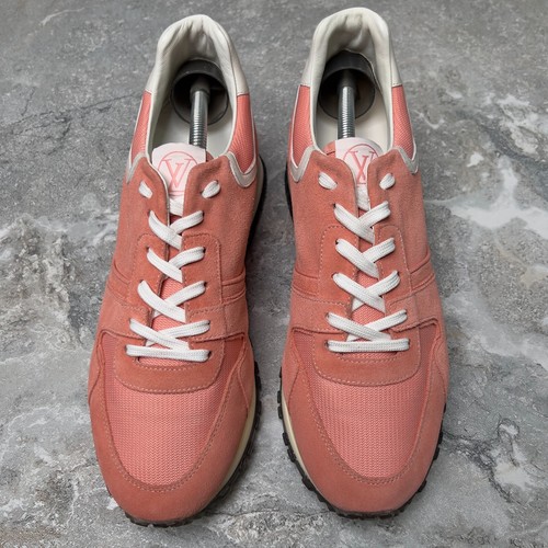 Zapatillas Louis Vuitton Run Away LV Rosa Gamuza 6 Reino Unido o 9 EE. UU. o 39 EUR - Imagen 4 de 12