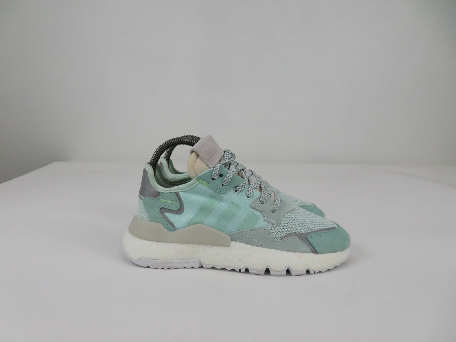 adidas nite jogger mint