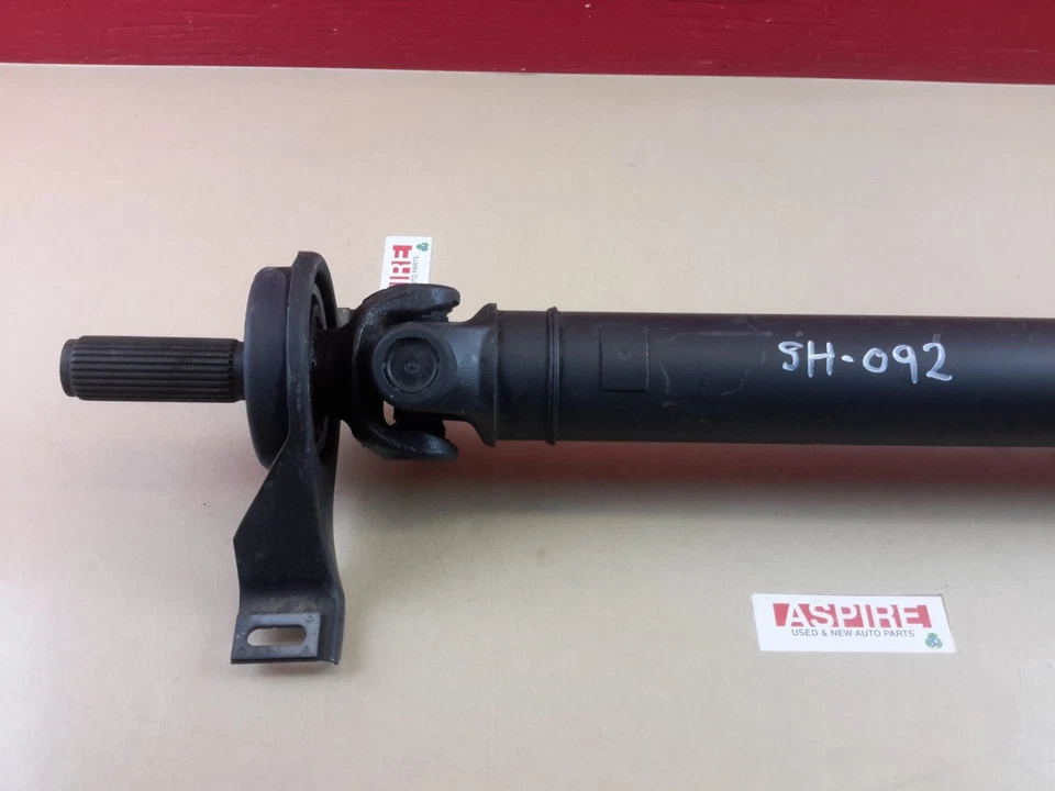 2009-2011 Mercedes Benz Rear Drive Shaft Line W204 C300 Rwd Half Shaft OEM  - Image 3 of 4