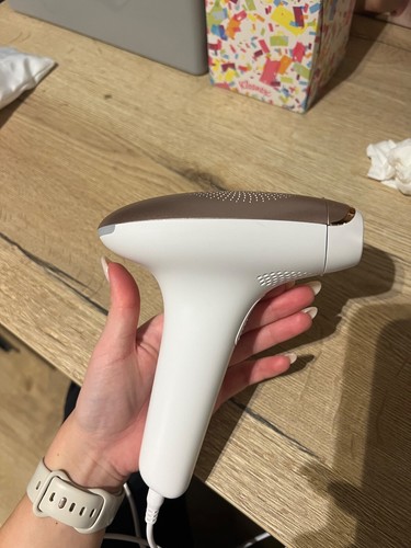 Philips Lumea S8000 (BRI945) IPL Depiladora Láser Blanca Nueva - Imagen 3 de 22