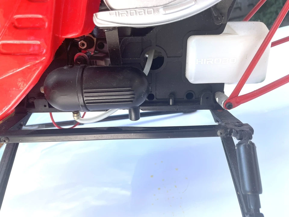 Vintage HIROBO Schweitzer 300 Nitro - No Electronics - Image 3 of 4