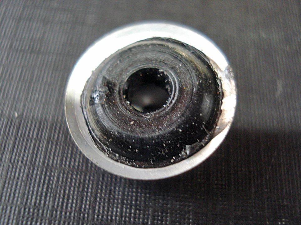 10 piezas 8-32 tuercas PAL con sellador de neopreno NORS GM GMC Foto 3 de 3