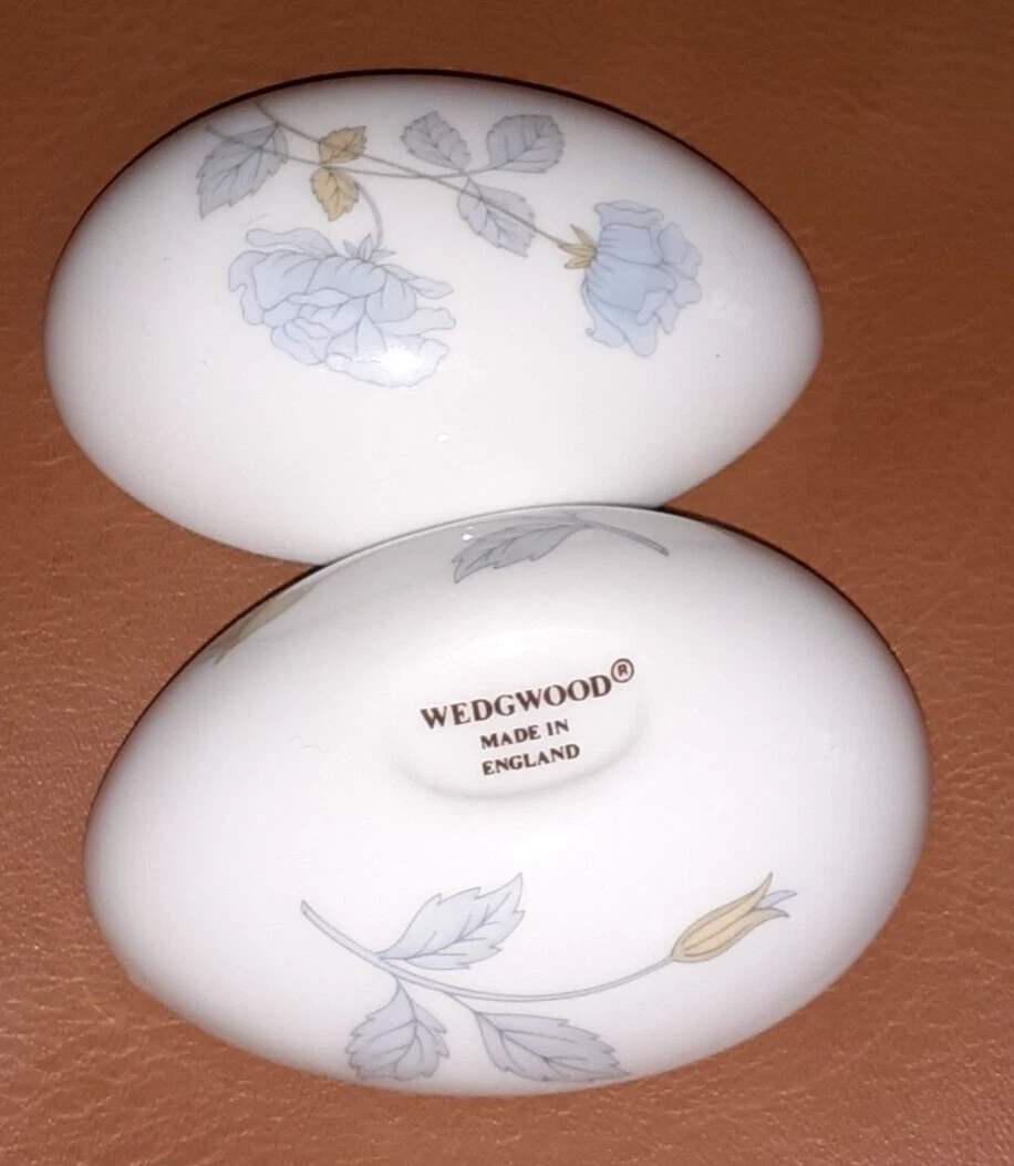 Vintage Wedgwood Fine China Ice Rose Egg Shape Trinket Box Floral Flowers 7cm