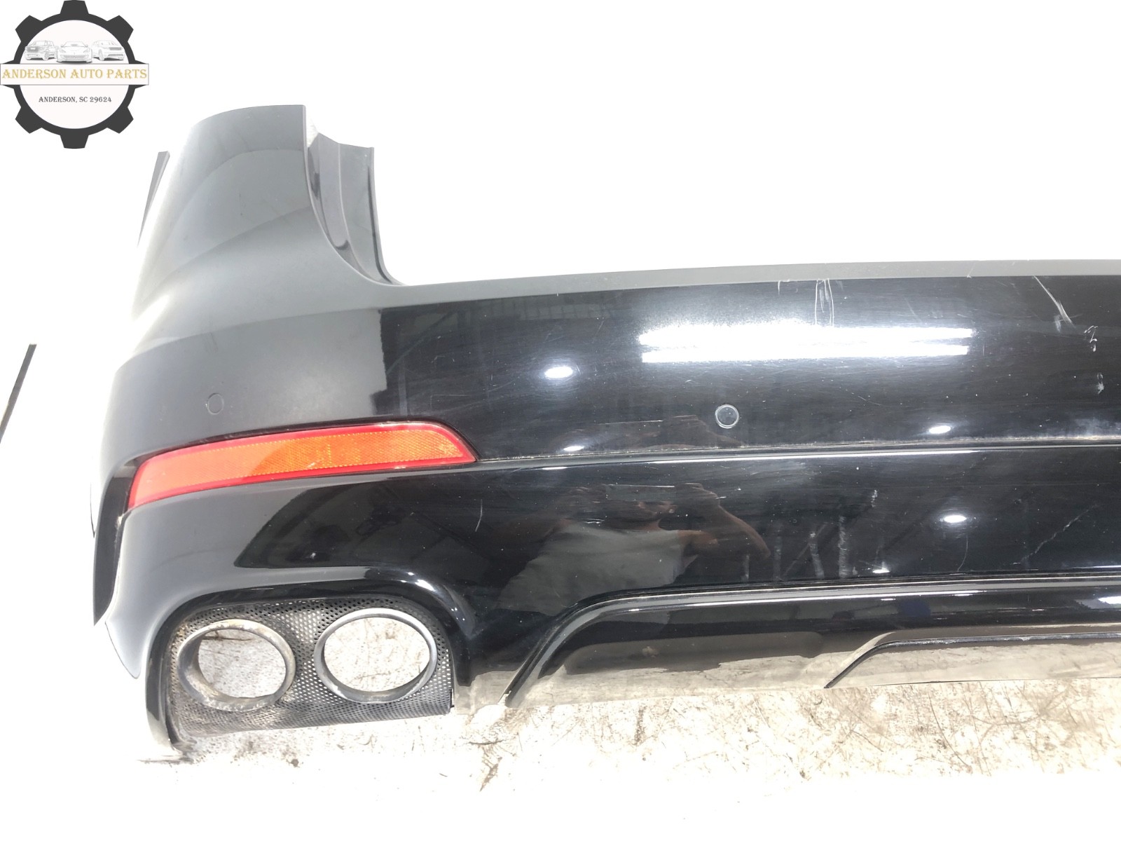 2017-2024 MASERATI LEVANTE REAR BUMPER COVER & SENSORS OEM 820 /NER - NERO BLACK