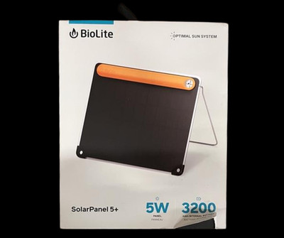 BioLite, SolarPanel 5+ Ultraslim 5-Watt Solar Panel - 3,200 mAh Battery