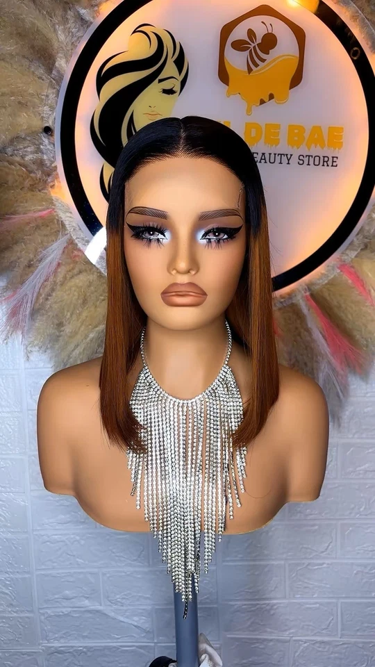 Peluca de cabello humano Bob corta aspecto natural con frente de encaje transparente 13x4 Foto 2 de 4