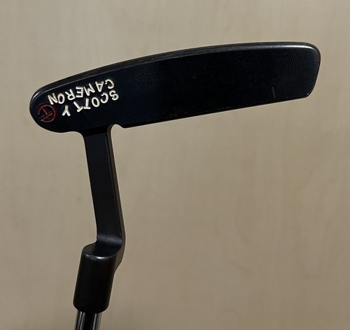 Scotty Cameron Newport Tour Black HAND STAMPED CIRCLE T W/ COA + HEADCOVER RARE - Picture 4 of 12