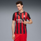 Foto 1 di 8