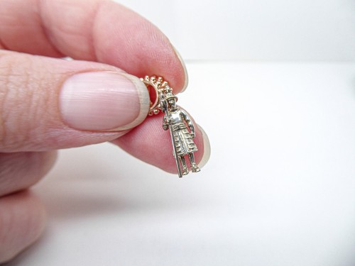 Clogau Welsh Gold Sterling Silver & 9ct Rose Gold London Beefeater Charm. - Picture 4 of 7