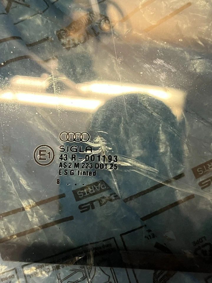 Audi A4 1997-2001 pasajero derecho puerta delantera ventana cristal usado Foto 4 de 4
