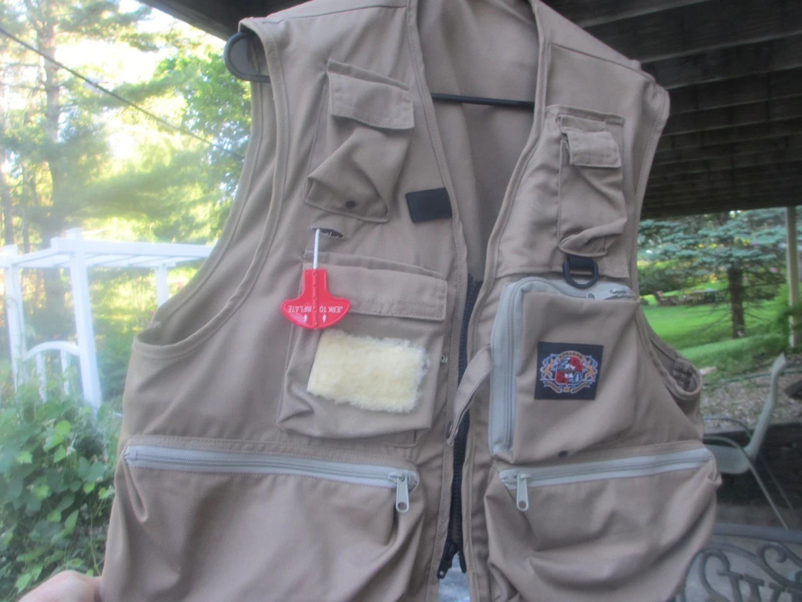 Stearns Fishing Anglers Vest Inflatable Adult LARGE 44-46"Chest +3 Extra CO2 Cyl
