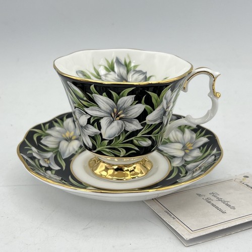 Tazza da tè The in porcellana Royal Albert Provincial Flowers Fiori Madonna Lily - Foto 2 di 9