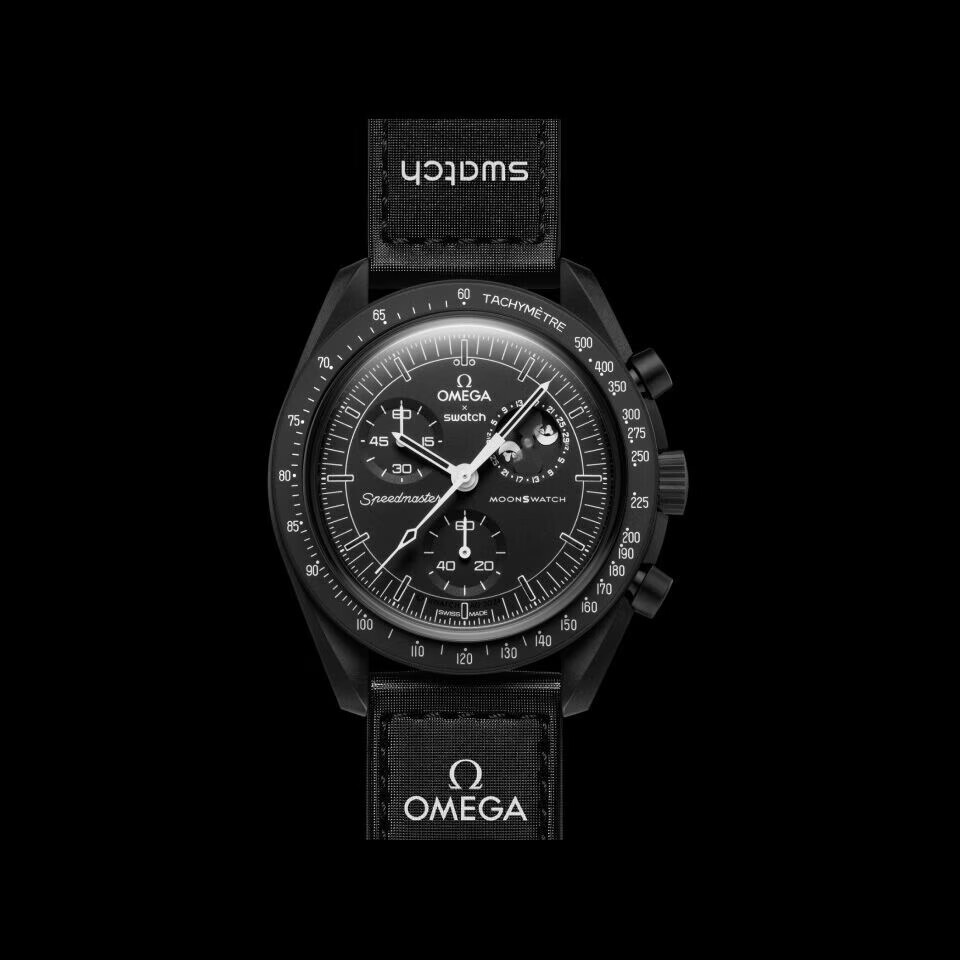 Snoopy x OMEGA x Swatch BIOCERAMIC MoonSwatch Mission To The Moonphase WH / BL | eBay Snoopy x OMEGA x Swatch BIOCERAMIC MoonSwatch Mission To The Moonphase WH / BL | eBay
