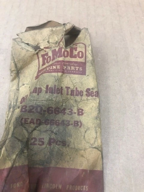 Sello de tubo de entrada de bomba de aceite Lincoln Cosmopolitan & Capri 1952-1954; Ford# B20-6643-B Foto 2 de 2