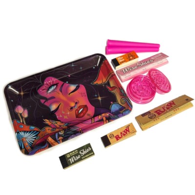 Stay Trippy Little Hippy Small Rolling Tray Set Rohpapiere Tipps Geschenkset Konvolut