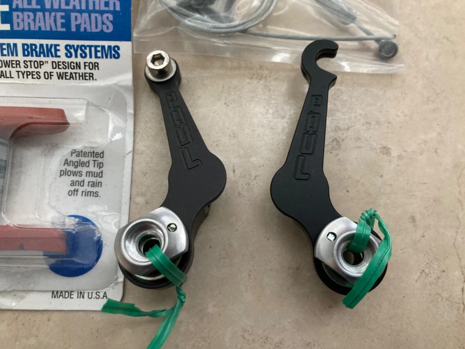 Nuevo de Lote Antiguo Paul Touring Frenos Voladizos Kool Stop Pads Suspensión a horcajadas + cable y perno Foto 2 de 4