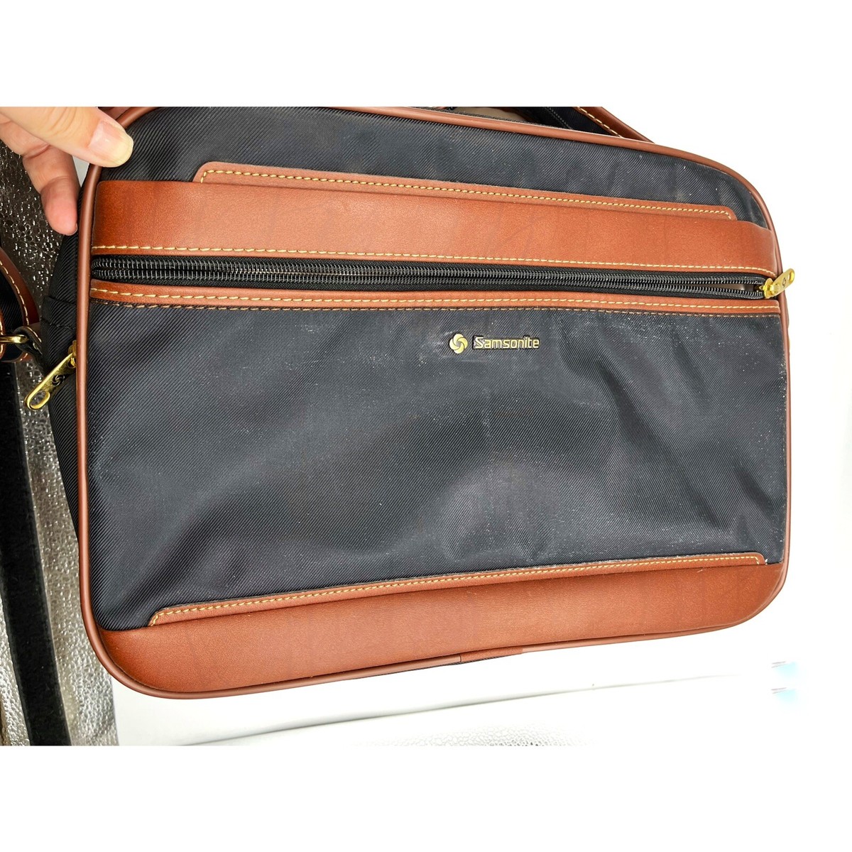 【美品】ビジネスバッグ　Samsonite cross bag  美品 Classic Business 2.0 RFID Crossbody |Samsonite