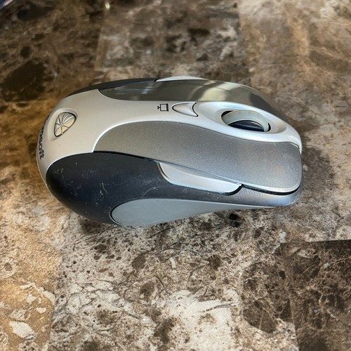 Microsoft Wireless Notebook Presenter Laser Mouse 8000 Bluetooth USB working - Picture 6 of 9