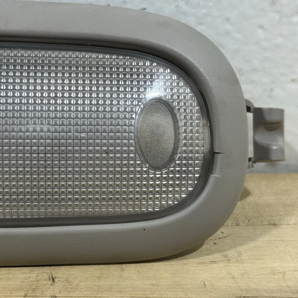 Jeep Liberty 2005 lámpara domo luz de lectura lente conmutable Mopar fabricante de equipos originales Foto 4 de 4