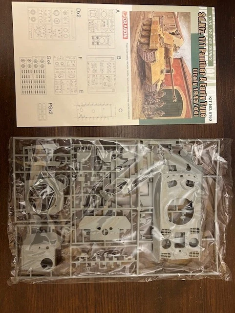 Dragon Sd.171 Panther A Early Type (Italy 1943/44) Model Kit 6160 1/35 - Immagine 2 di 3