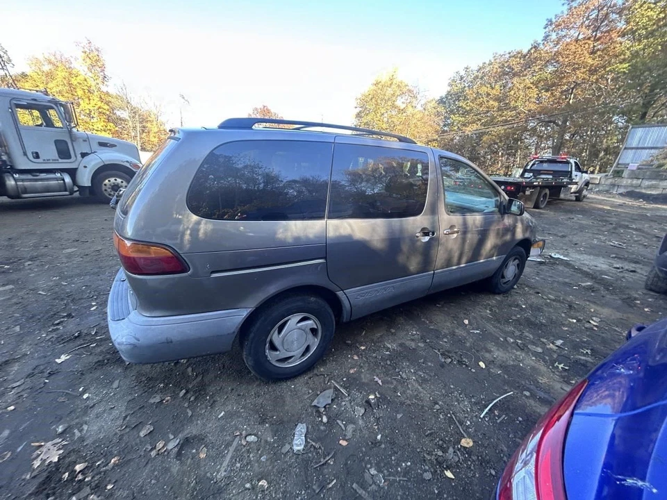 Módulo de control de bomba de freno ABS para Toyota Sienna 1998-2001 Foto 4 de 4