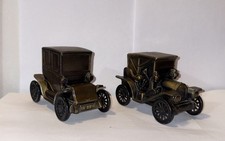 2 Vintage Bank Metal Banthrico Car Banks In Perfect Condition