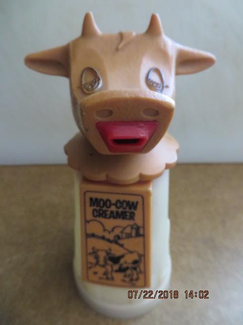Creamer Moo-Cow Pitcher, Vintage! Whirley Industries Warren, PA, USA