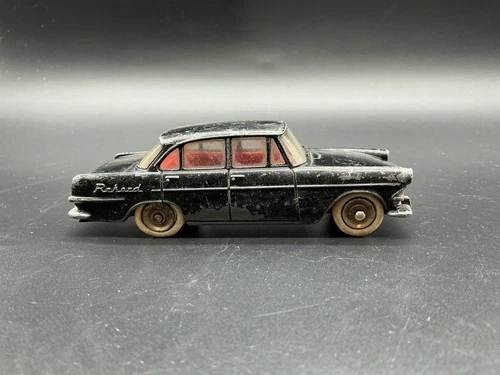 Dinky Toys France 554 - Opel Rekord Taxi - Original - Vintage Model