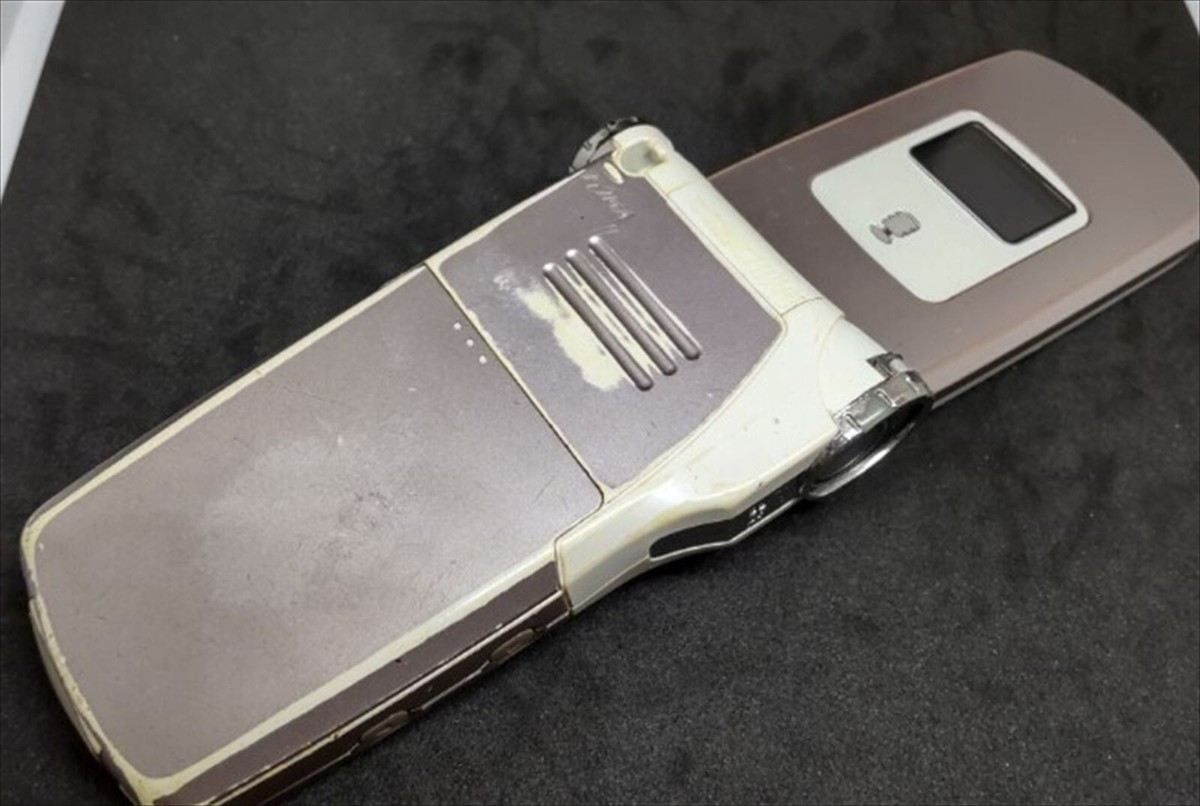 Docomo Foma P900Iv Panasonic Final Fantasy Vii Cloud Phone silver