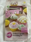 Wilton Cupcake Icing Tips 12-Piece (4 tips - 8 bags) Cake Dessert Decorating Set