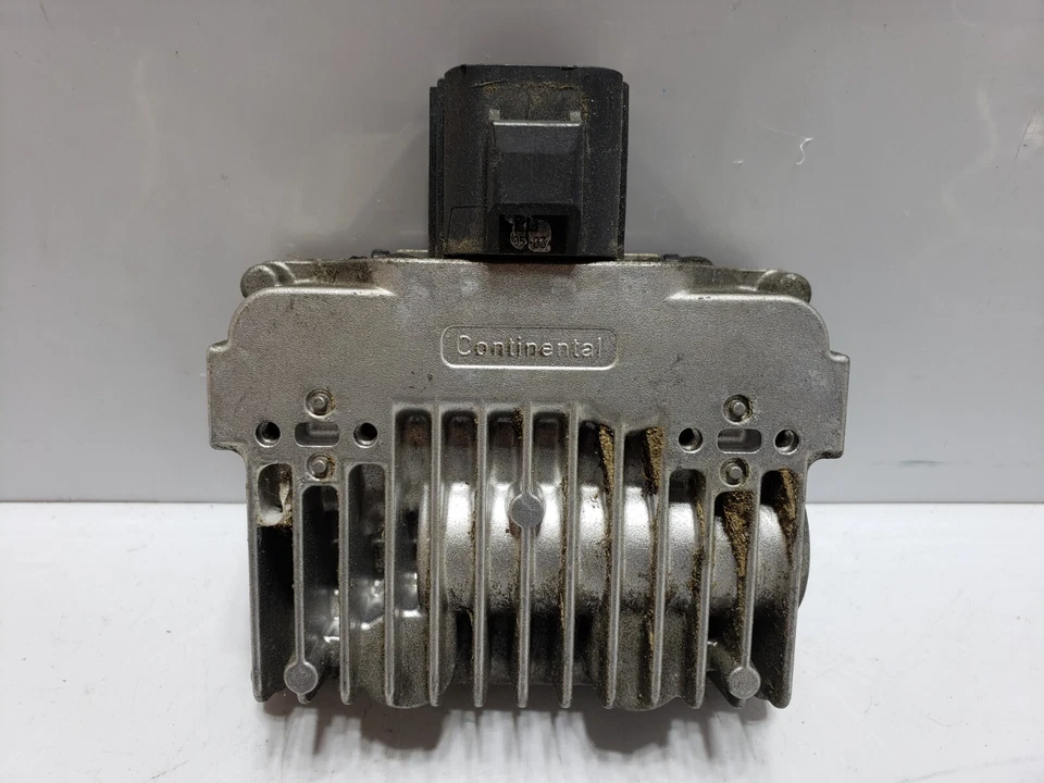 ✅ Unidad de módulo de control informático bomba de combustible Range Rover Evoque L538 2016-2017 OEM Foto 2 de 4