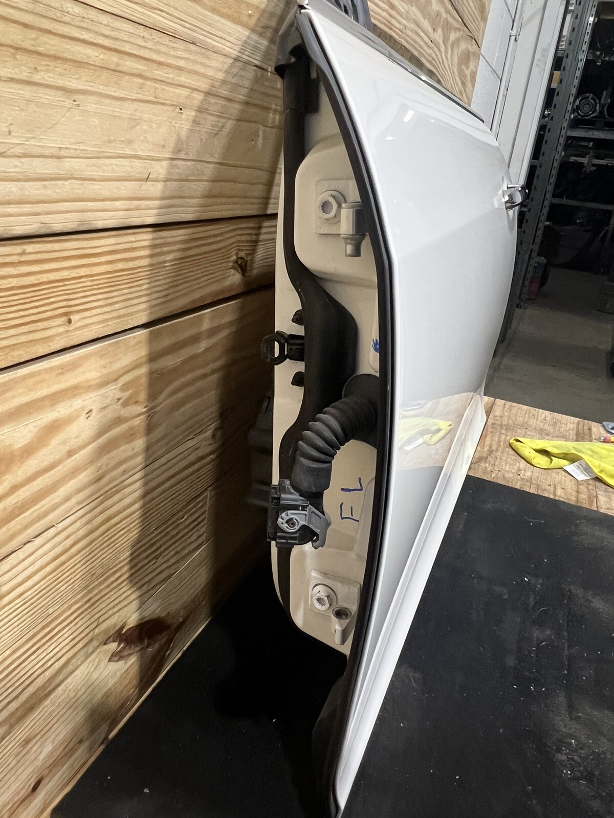 ✨OEM 2014-2021 MASERATI GHIBLI M157 LEFT FRONT DOOR WHITE HP0885C/2