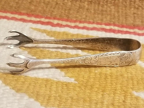 SWEET ANTIQUE S KIRK & SON CO STERLING SILVER CLAW END SUGAR TONGS 20g MAYFLOWER