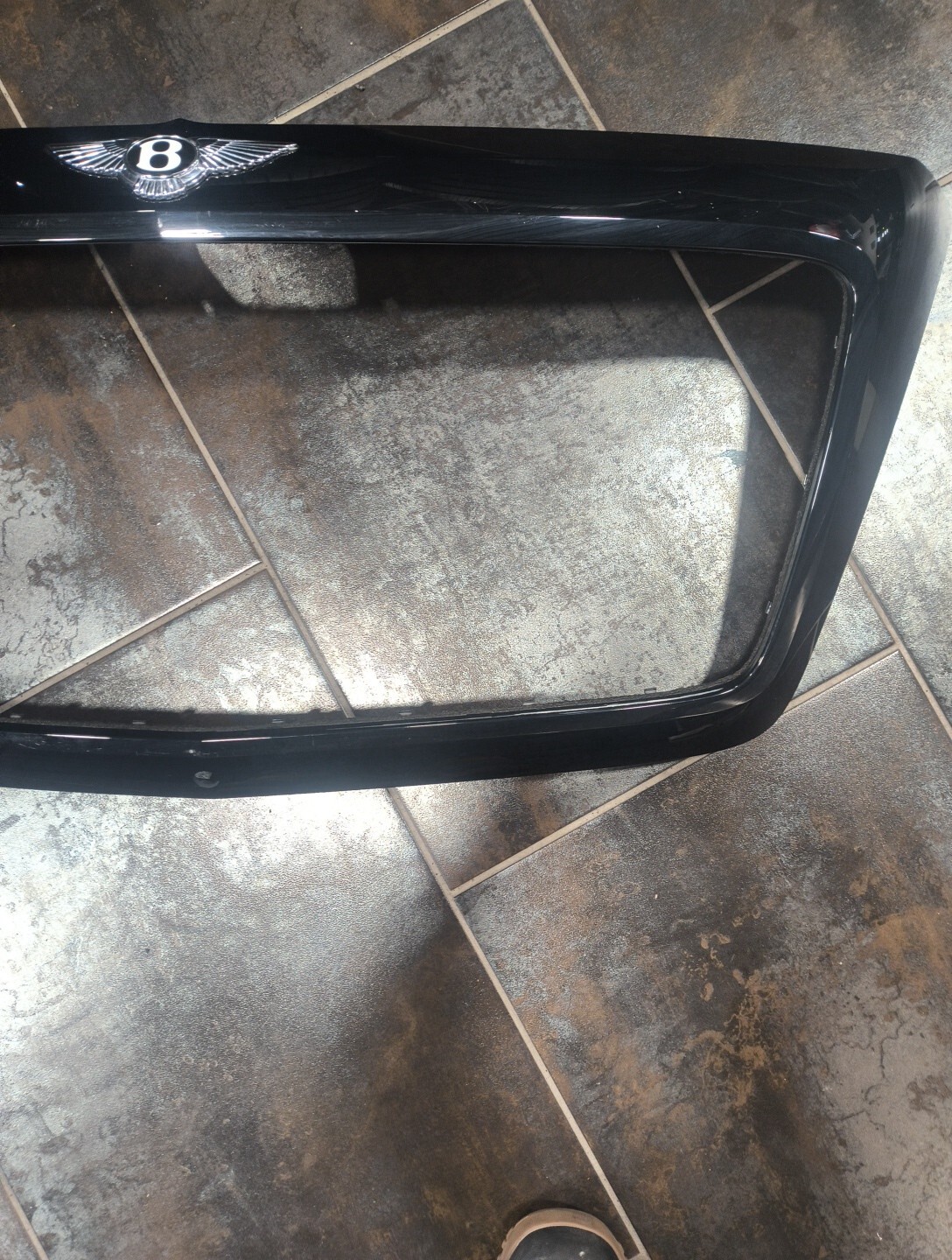 2017-2020 Bentley Bentley front grille Trim OEM