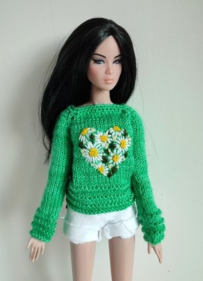 Hand-knitted melange green sweater Embroidered daisies FR FR2 Nu Face IT dolls