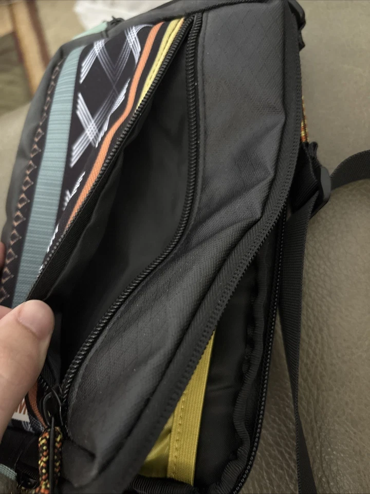 Bolso Bandolera CHUMS Rover Ajustable Multi-Bolsillo Táctico Senderismo Viaje 75-14 Foto 4 de 4