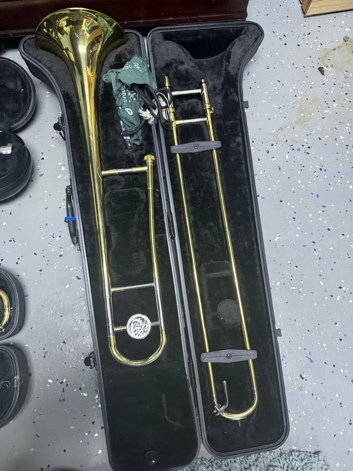 3 trombones diferentes **NO COMPRES ANTES DE ENVIAR MENSAJES” Foto 4 de 4