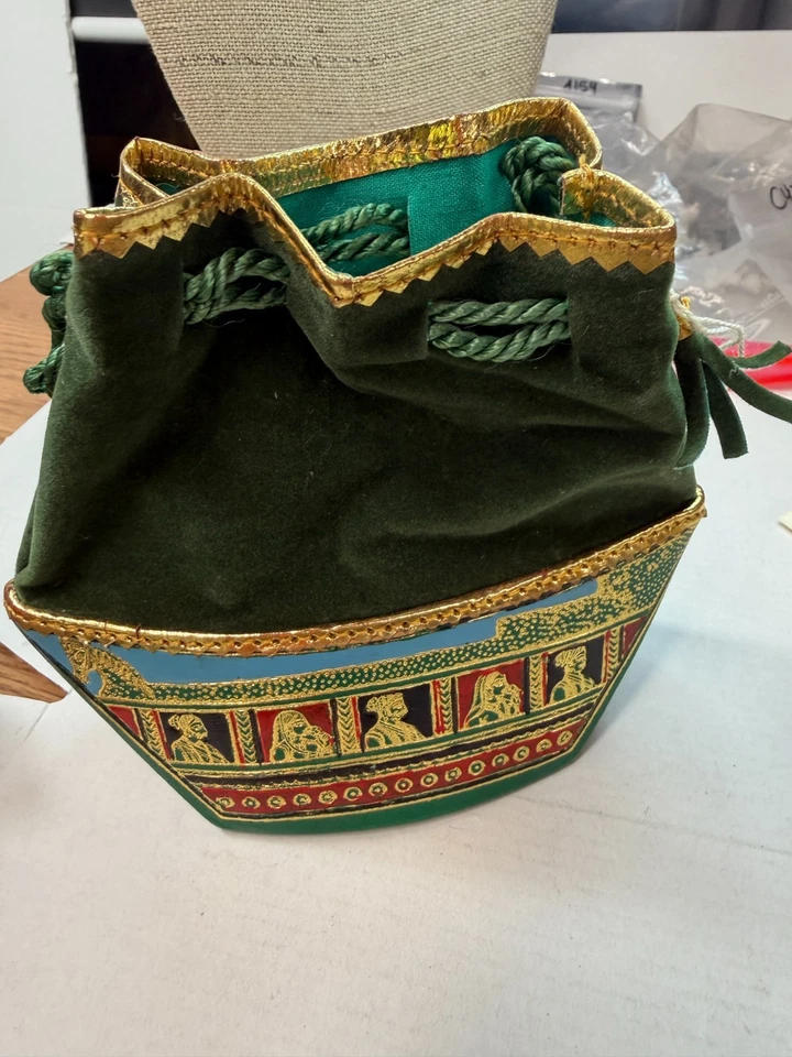 Vintage Bag Purse Moroccan Revival Triangle Green Drawstring Small Size - Image 4 of 4