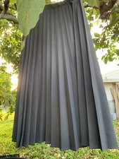 Classic pleated midlength knit midi skirt comfortable elastic waistband grey USA