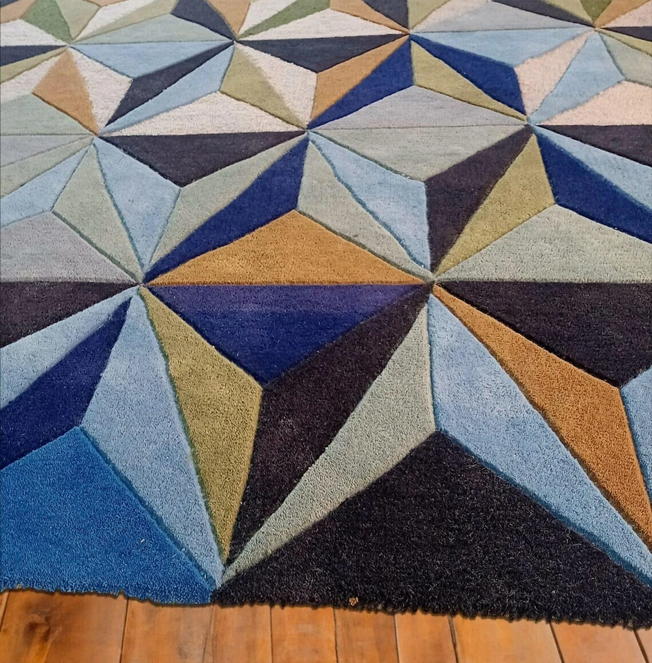 Alfombra de lana moderna geométrica acolchada a mano diseño triángulo 3D para dormitorio 6x9 pies Foto 4 de 4
