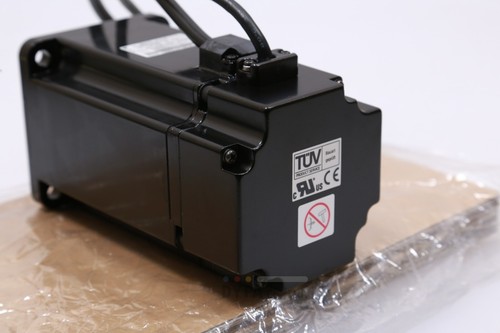 YASKAWA NNB AC Servo Motor SGMAH-08AAA21 750W MOT-I-3746=1T36 - Picture 4 of 17