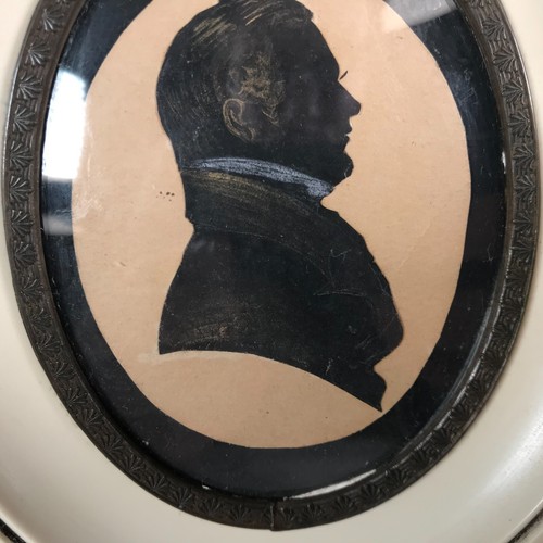 19th C. Cut Out Silhouette Portrait of Gentleman - Picture 6 of 7