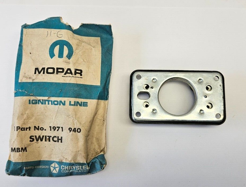 1960-1961 Dodge Plymouth Desoto Horn Contact Switch 1971940 NOS - Picture 3 of 7