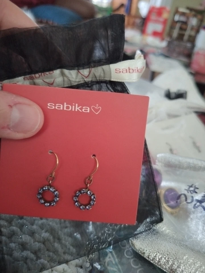 Pendientes colgantes de 2 piedras Sabika Jewelry pendientes perforados cristal azul Foto 4 de 4